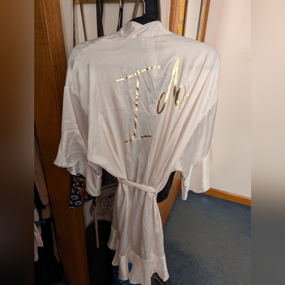 Victoria's secret bridal robe